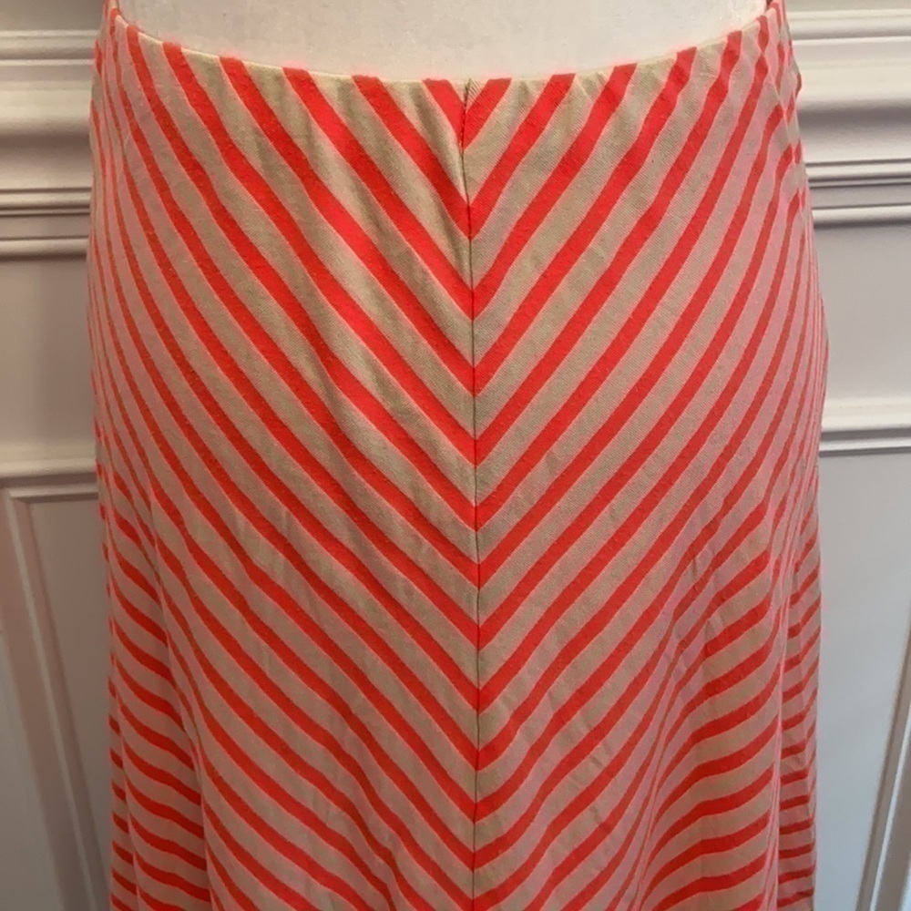 Ann Taylor skirt - Picture 2 of 4